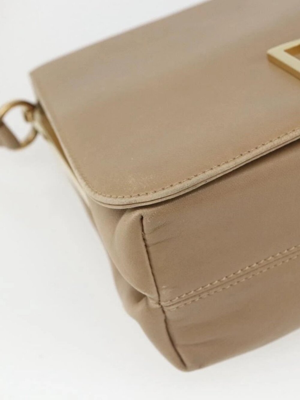 Salvatore Ferragamo Shoulder Bag Leather Beige Gold Auth 157525V - Picture 13 of 16